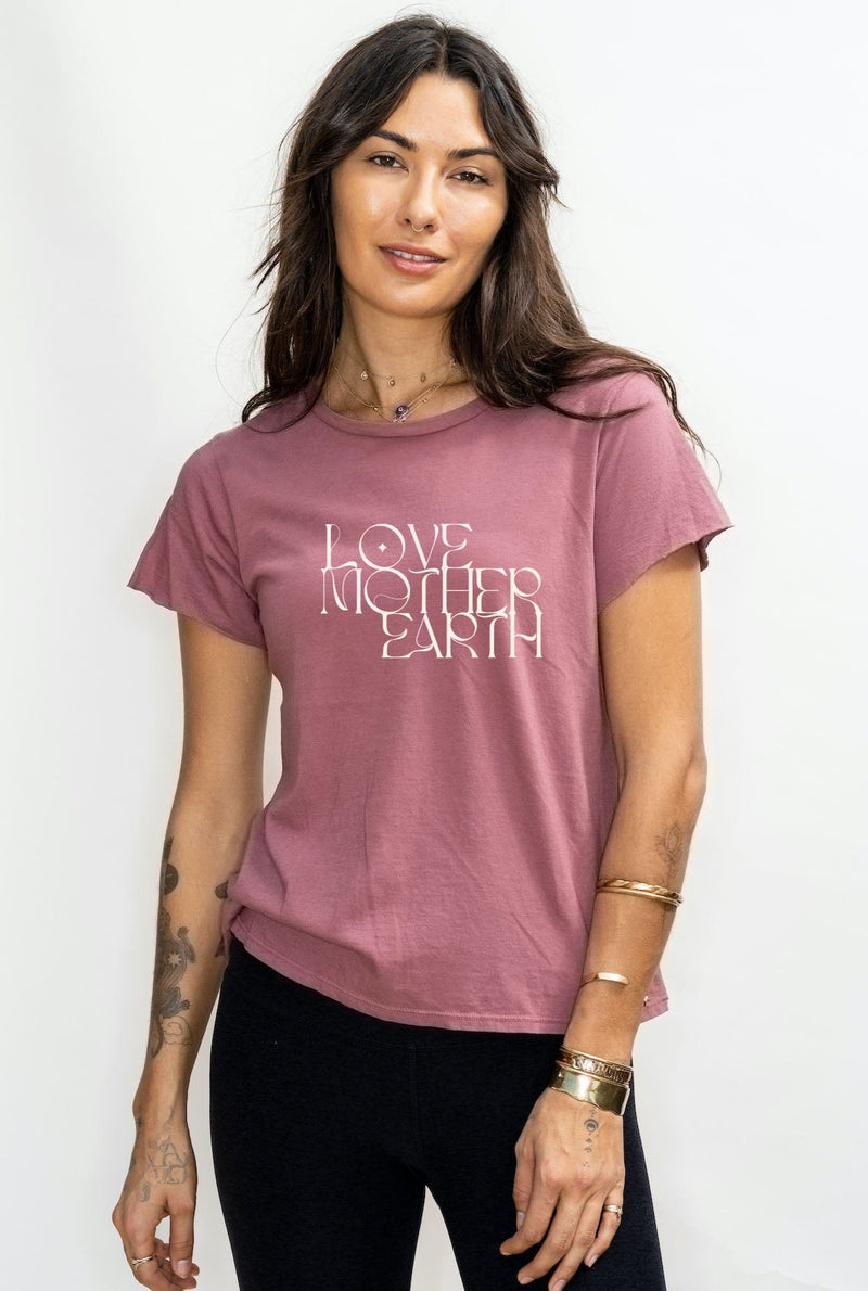 'Love Mother Earth'  Perfect Tee - Mauve