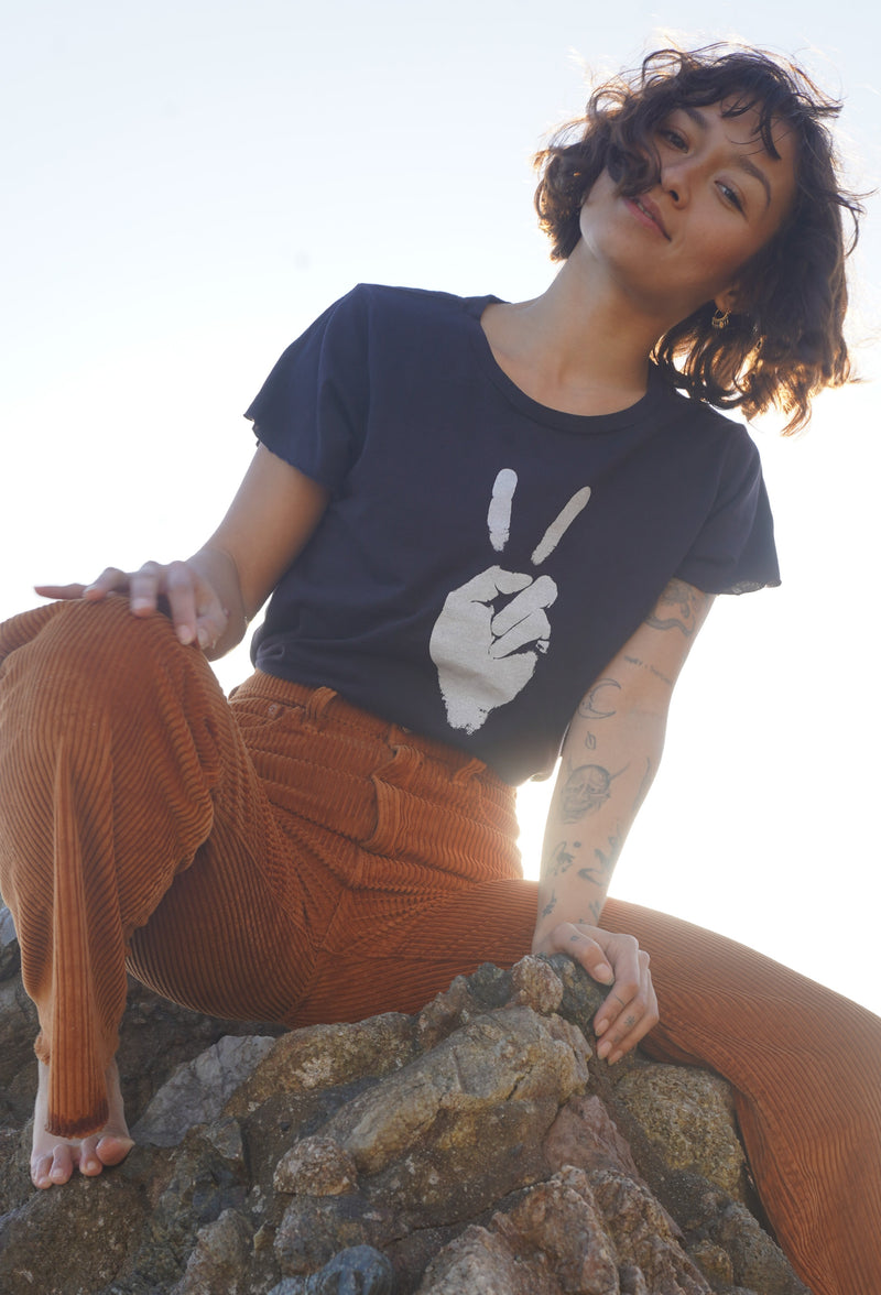 'Peace Sign' Perfect Tee - Vintage Black