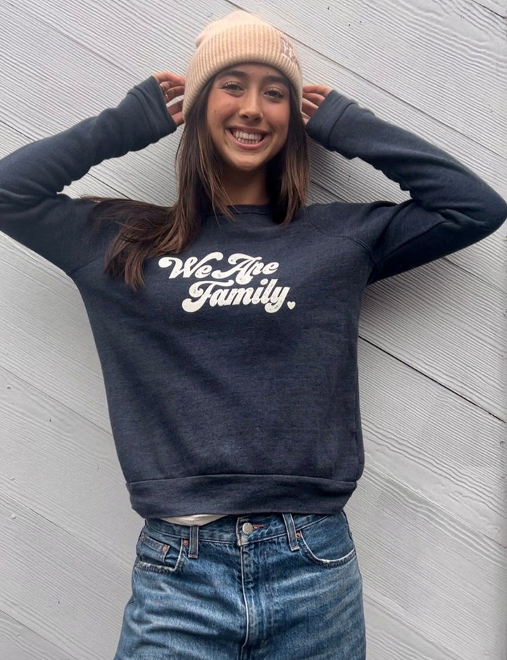 Tee Shirt Humoristique Fille 'We Are Family' - Petit Amour Waf, Coton Bio, Cadeau Original