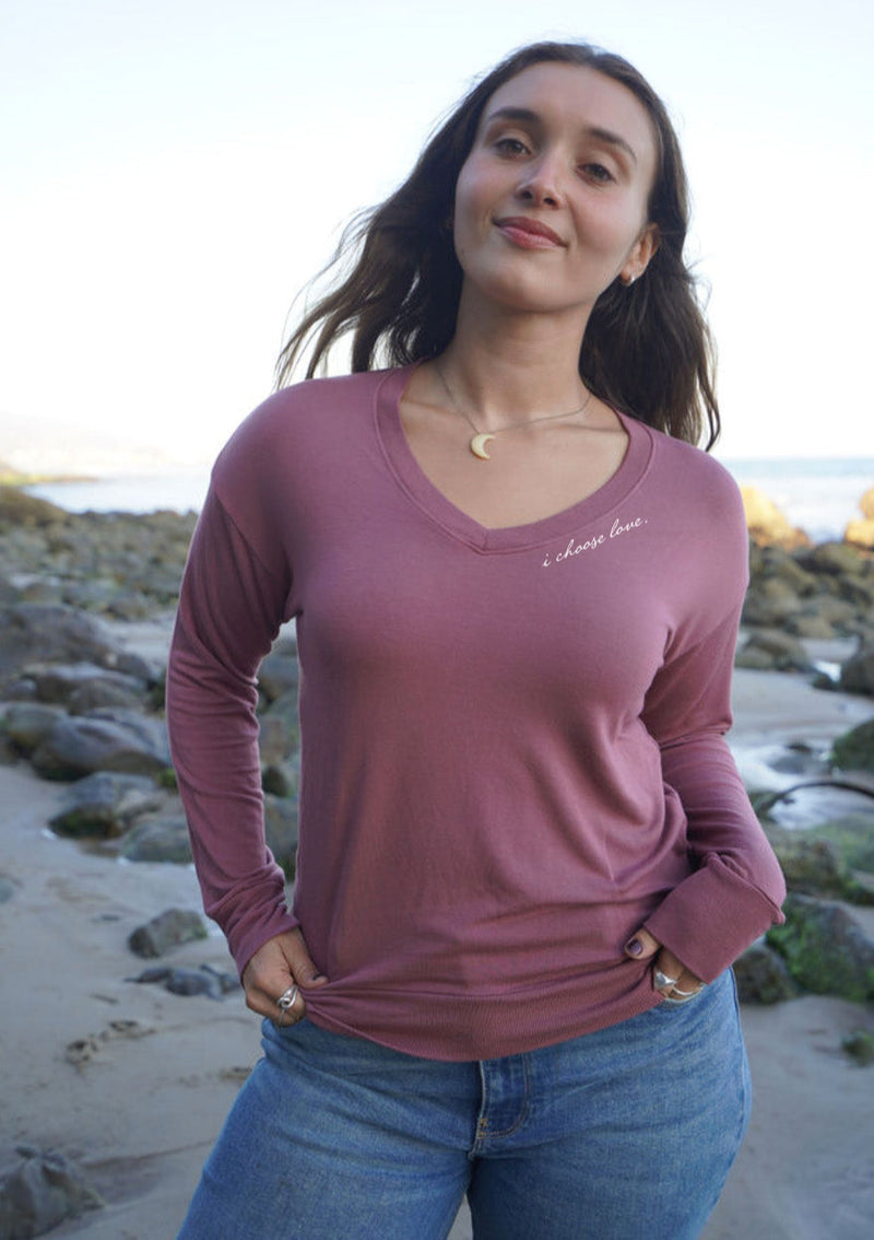 'I Choose Love' Ultra Soft V-Neck - Mauve