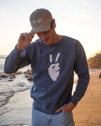 BE LOVE seventies font - Classic hat - Sand Dune with white embroidery