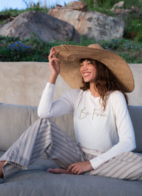 'Be Free' Ultra Soft Raglan - Cream