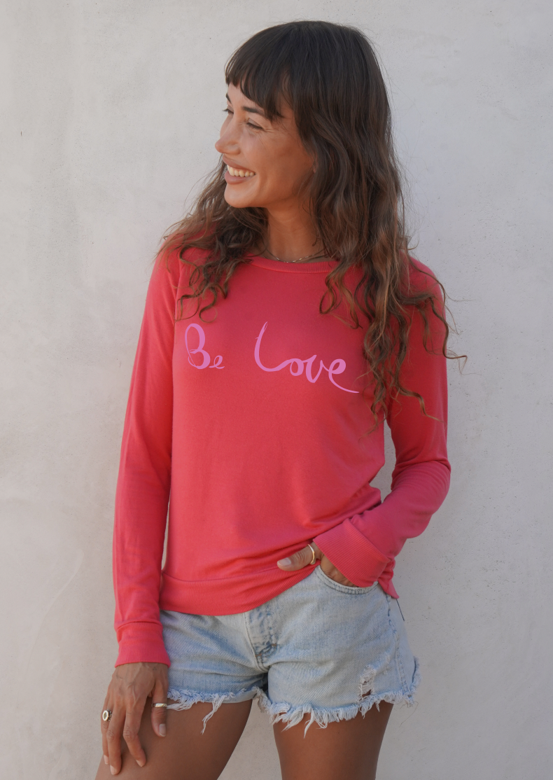 'Be Love - handwritten' Ultra Soft Raglan - Coral