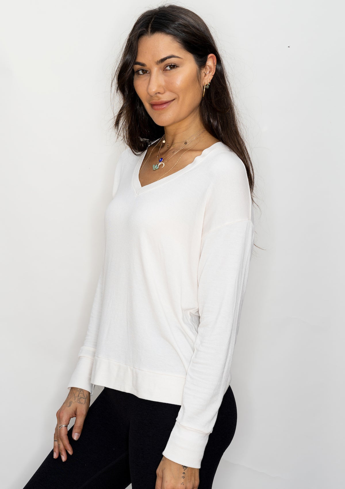 Ultra-Soft V-Neck Pullover - Cream