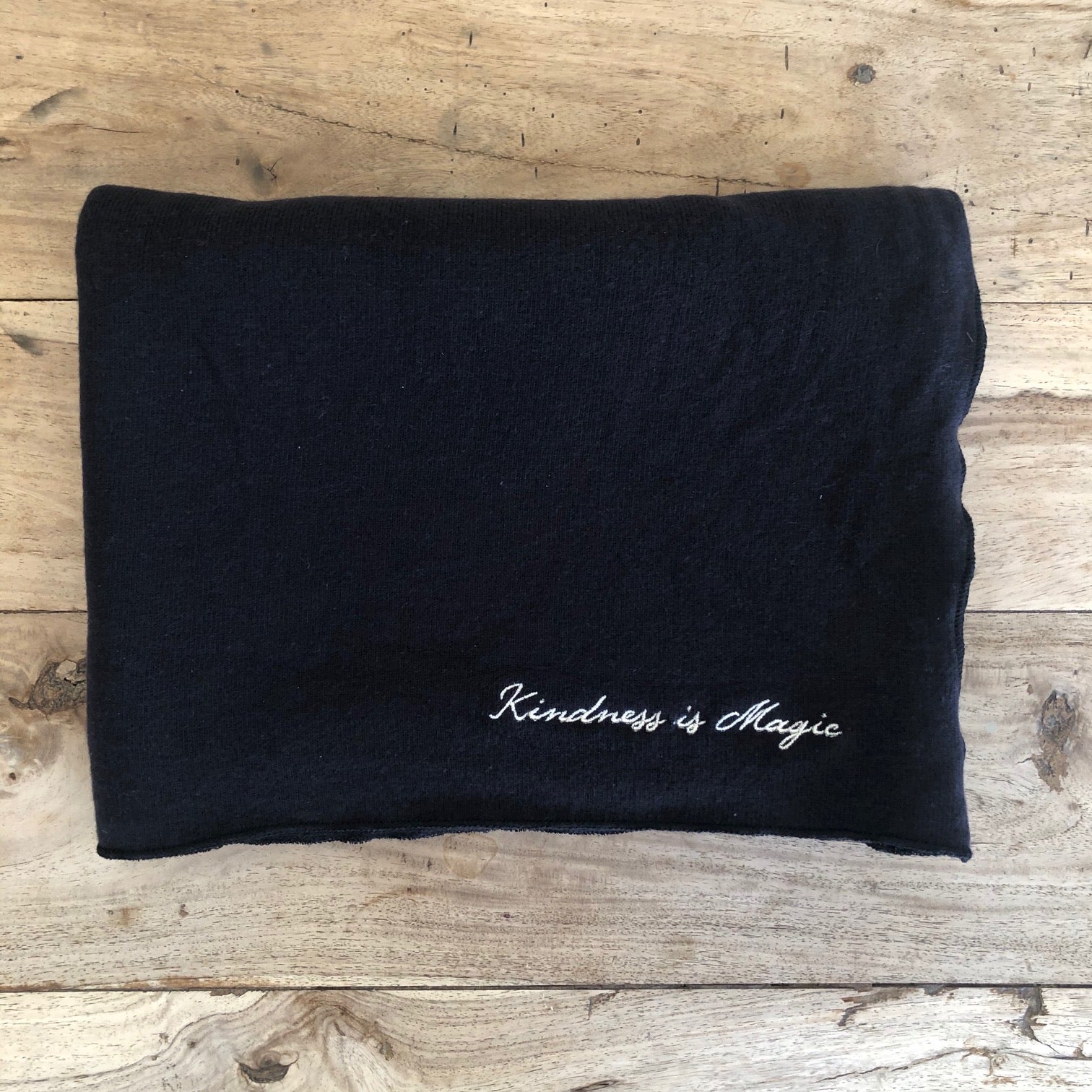 Be Love Poncho With Embroidery - Magic Black