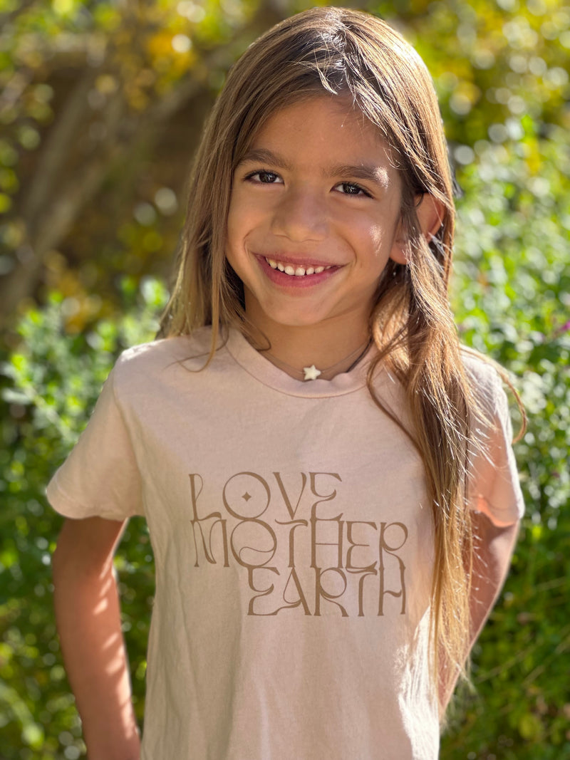 'Love Mother Earth' Kids Organic Tee - Blush