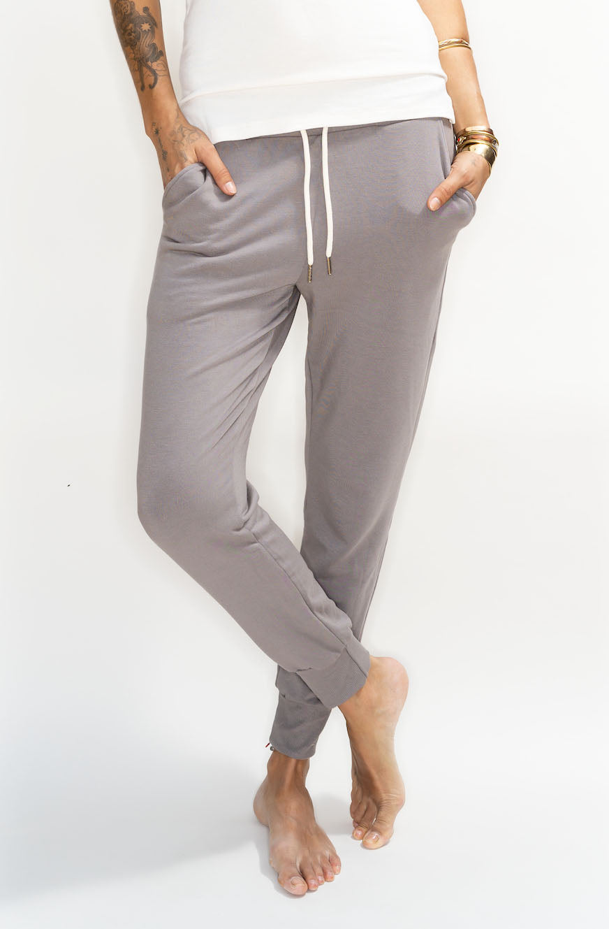 Blow Your Mind Soft' Sustainable Modal Fleece Jogger Pant - Black –  WWW.